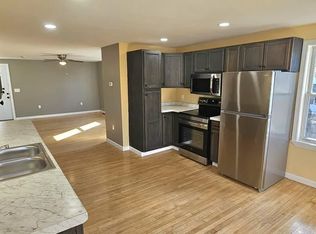 59 Kenduskeag Ave #B, Bangor, ME 04401