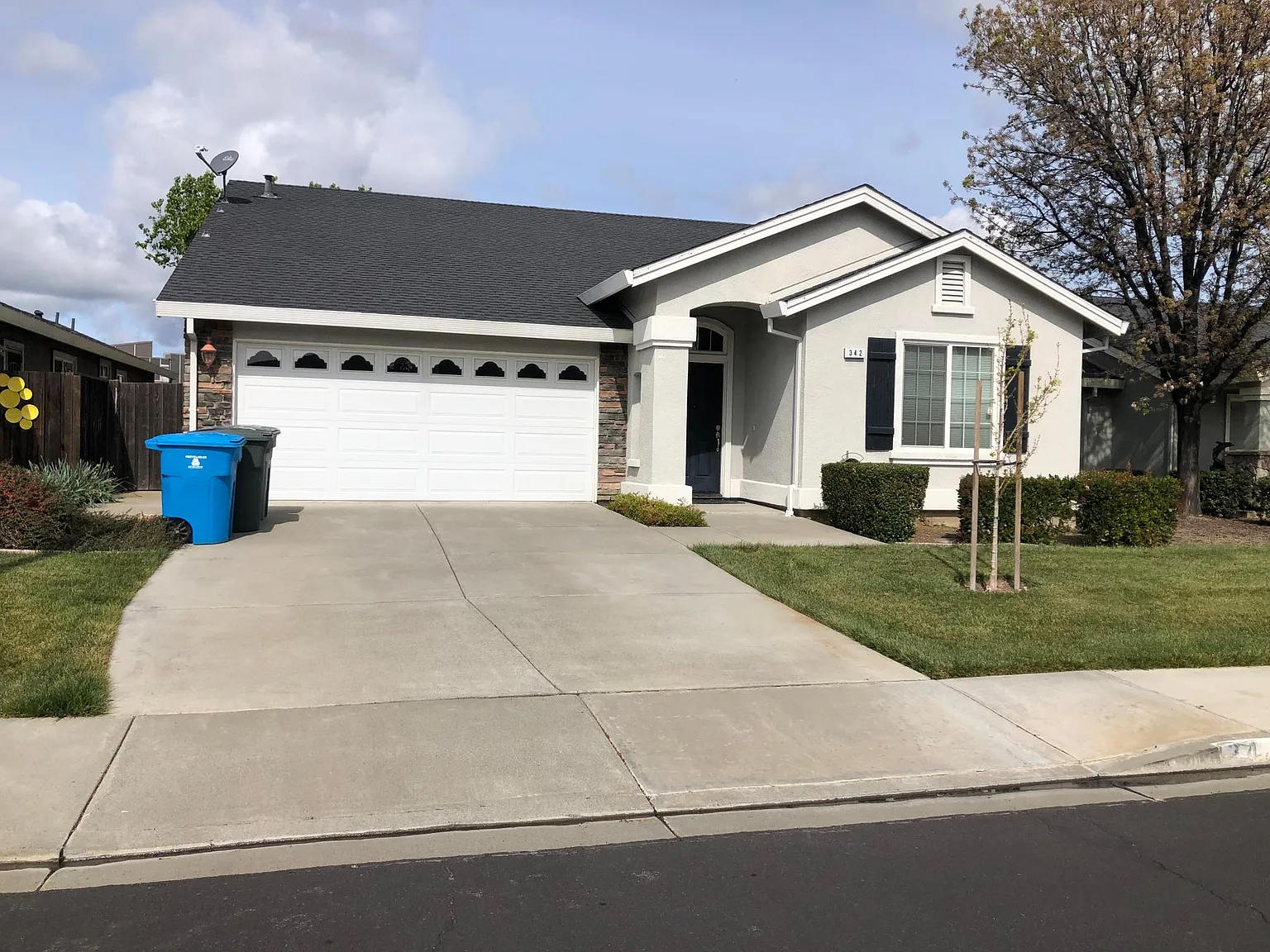 342 Grand Canyon Dr photo 1