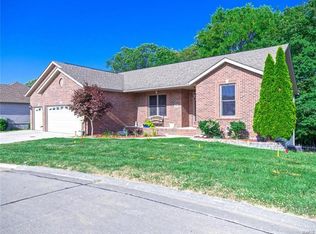 206 Stonehill Rdg, Valmeyer, IL 62295