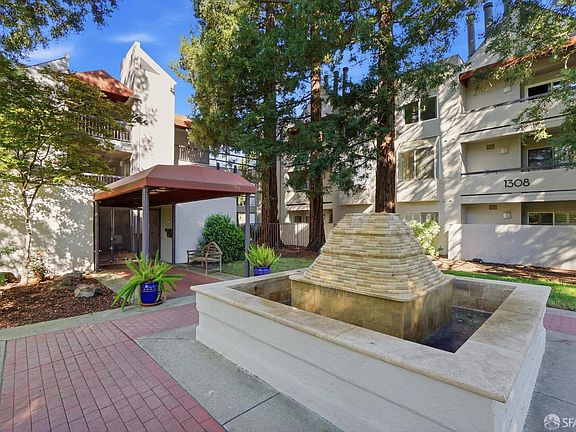 3rd image of 1308 Walden Rd APT 38