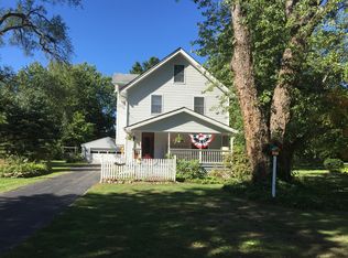 385 Gillmer Rd, Leavittsburg, OH 44430