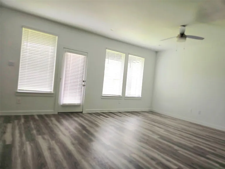 12316 Churchill Downs Dr — Photo 4