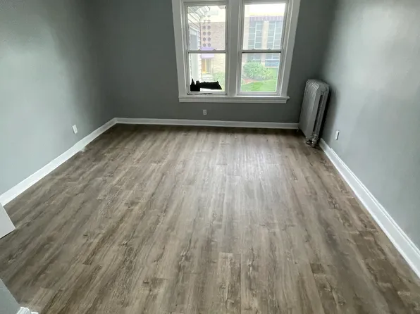 325 N Grove St, East Orange, NJ