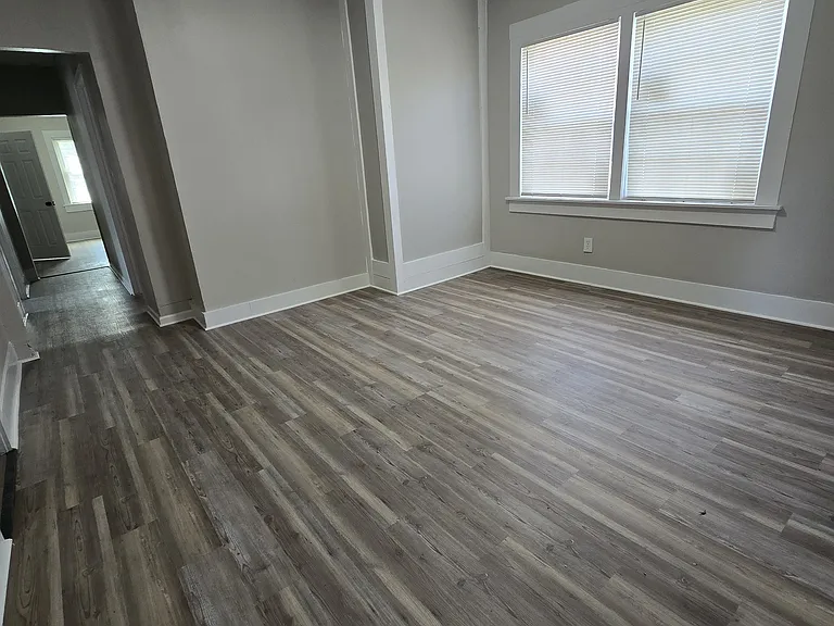 973 Doris Ave — Photo 6