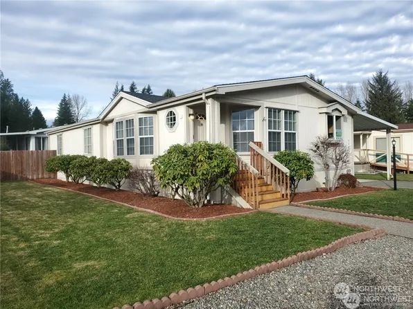 2270 Estero Avenue, Enumclaw, WA 98022