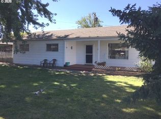 117 Elzora St, Milton Freewater, OR 97862