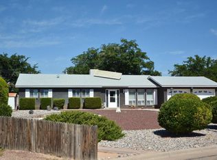 3301 May Cir SE, Rio Rancho, NM 87124