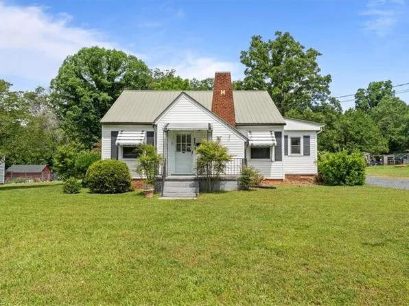 283 Crescent Dr, Asheboro, NC 27203
