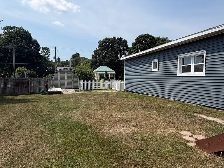 253 Bendon Rd — Photo 16