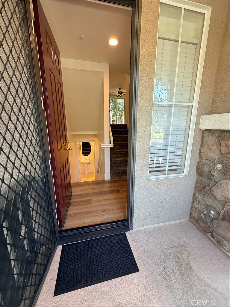 2 bed, 2.5 bath, 1172 sqft, $3,375 — Photo 2