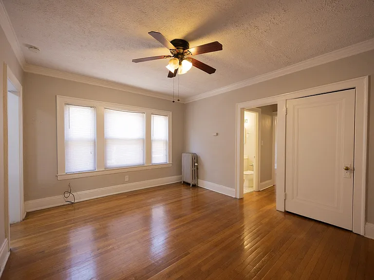 Mapleview Apartments — Photo 39