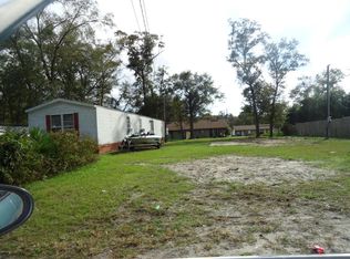 8626 Nussbaum Dr, Jacksonville, FL 32210