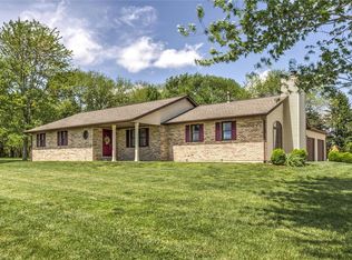 8433 Old Lebanon Troy Rd, Troy, IL 62294