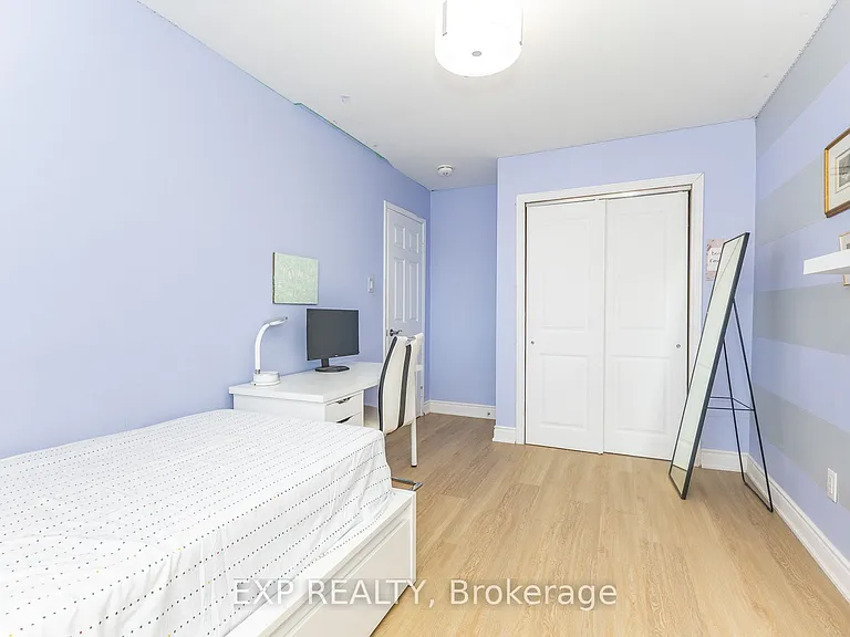 3270 Klaiman Dr — Photo 33