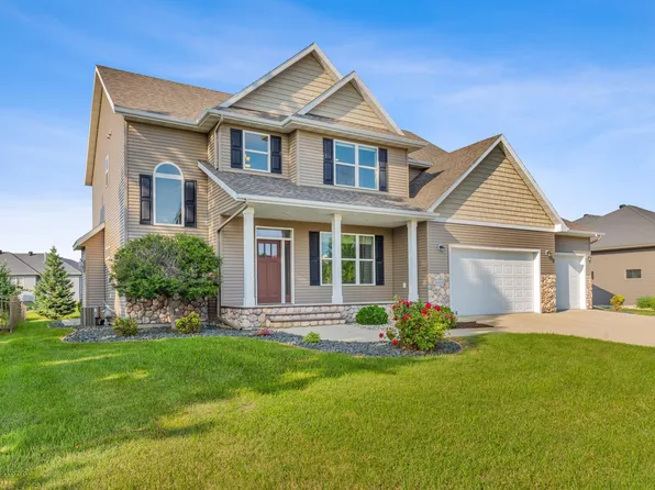 6054 Silverleaf Dr S, Fargo, ND 58104