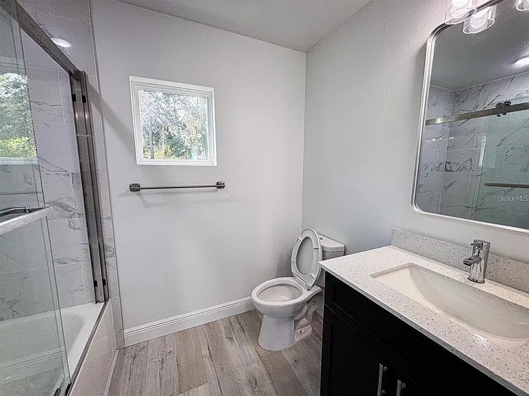 2201 Conway Dr #203 — Photo 5