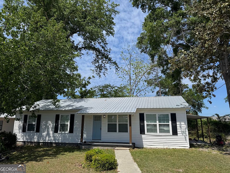 1st image of 10 Grove St