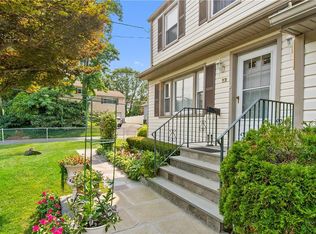 13 Southwood Pl, White Plains, NY 10607