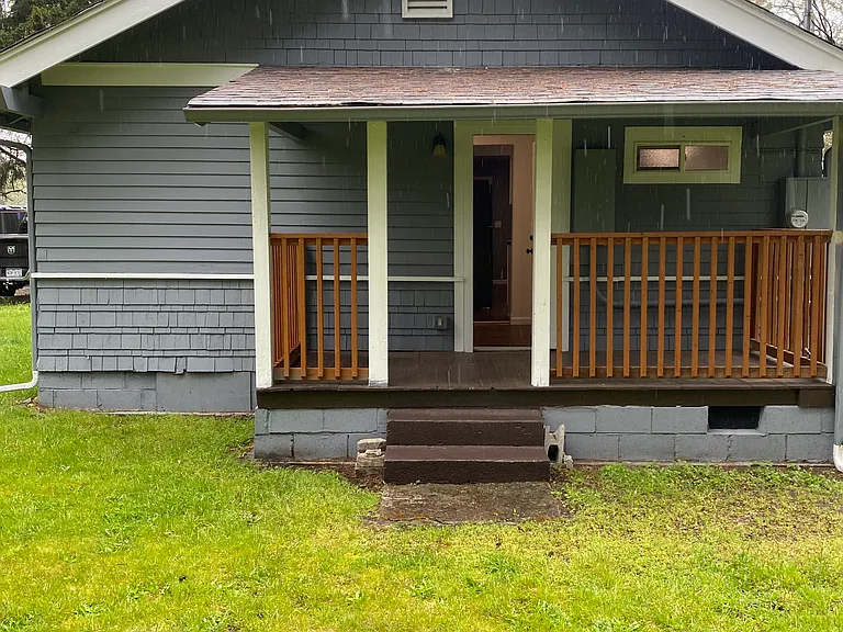 Grant Ave SW — Photo 9