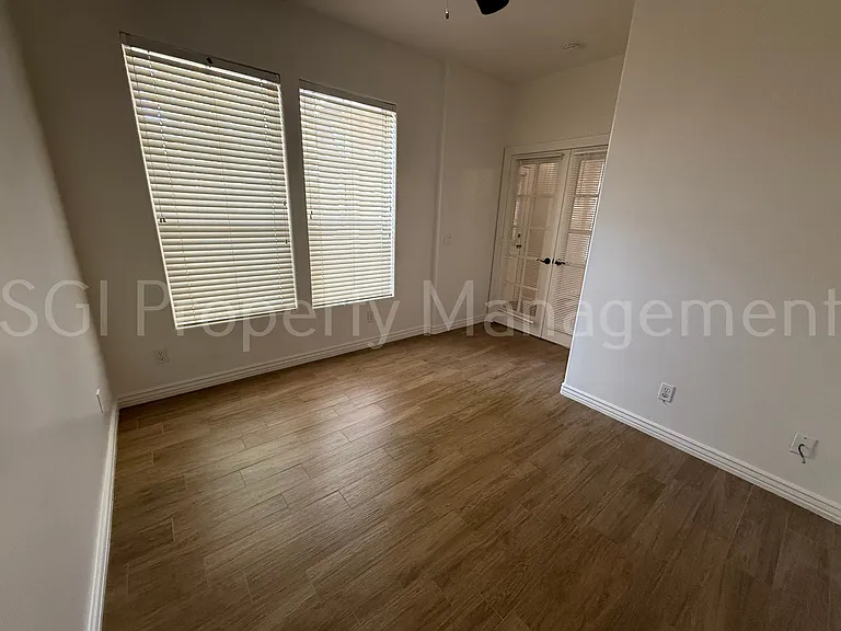 942 S Ash Ave #108 — Photo 10