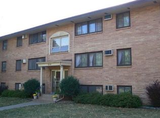 1818 Arthur St NE APT 7, Minneapolis, MN 55418