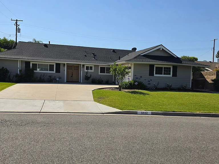 5552 Tammarisk Dr — Photo 25
