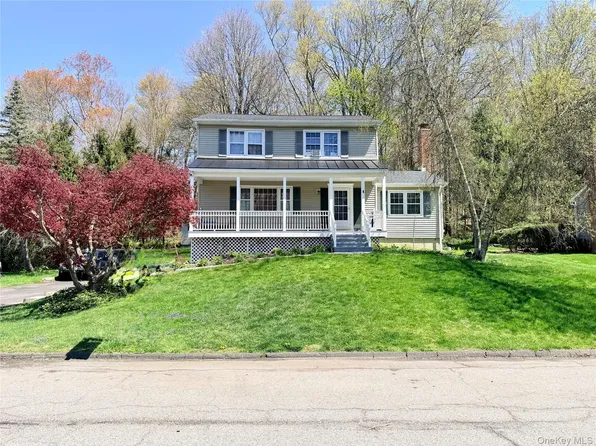 8 Noel Court, Brewster, NY 10509