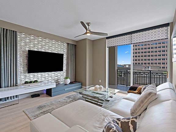 4th image of 550 Okeechobee Blvd APT 809