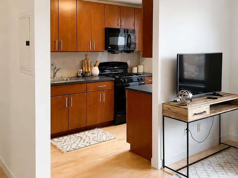 116 Warren St #11-2L — Photo 1