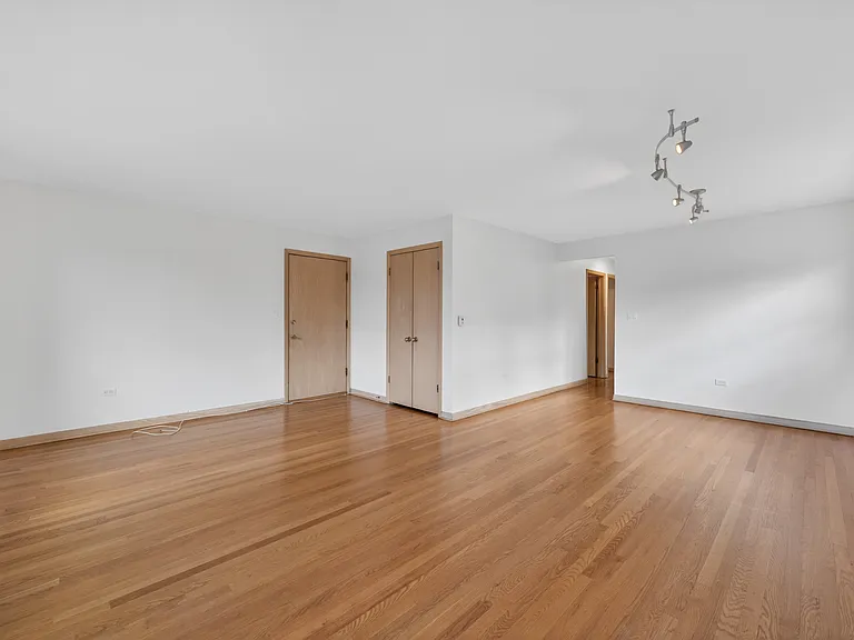 8312 W Summerdale Ave #2 — Photo 6