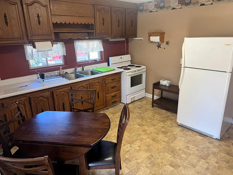 316 Abbott Ct — Photo 6