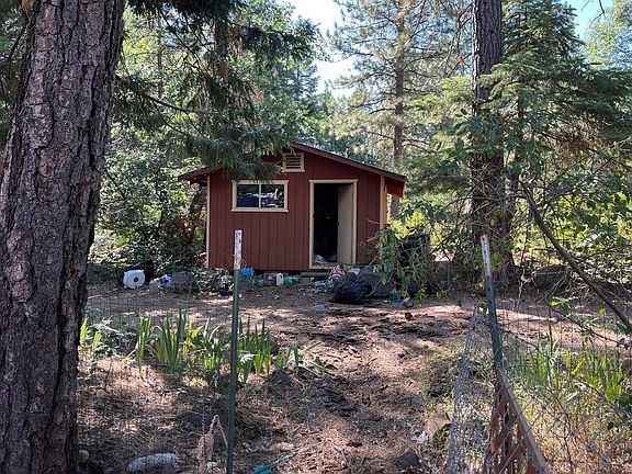4th image of 7702 Woodland Way