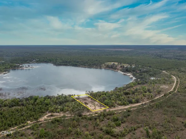 1076 Hammond Lake Dr, Fountain, FL 32438