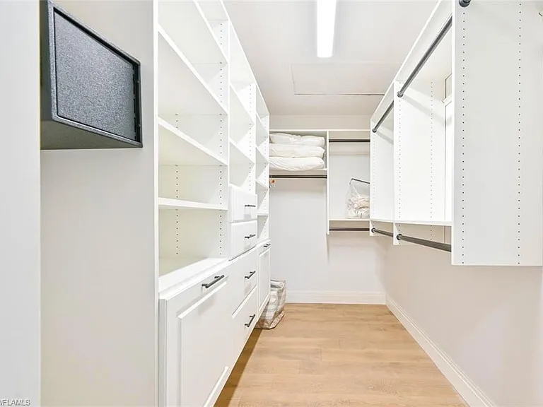 3105 Riviera Dr #A201 — Photo 23