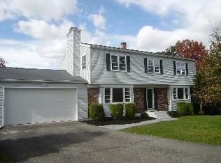 11 Exeter Ct, Washingtonville, NY 10992