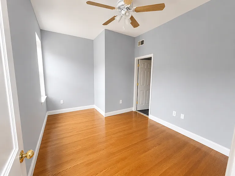 146 Vassar St #3 — Photo 2