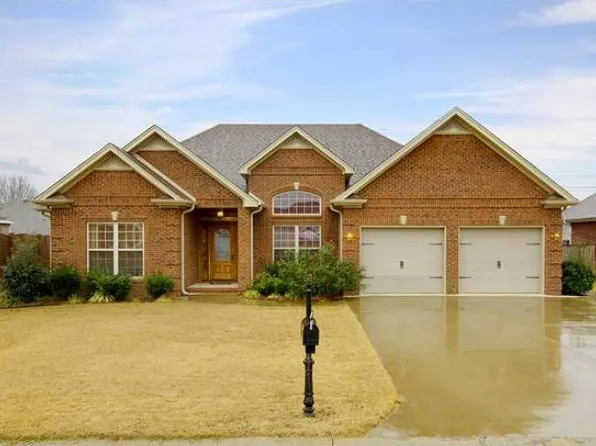 304 Sheridan Ave, Muscle Shoals, AL 35661