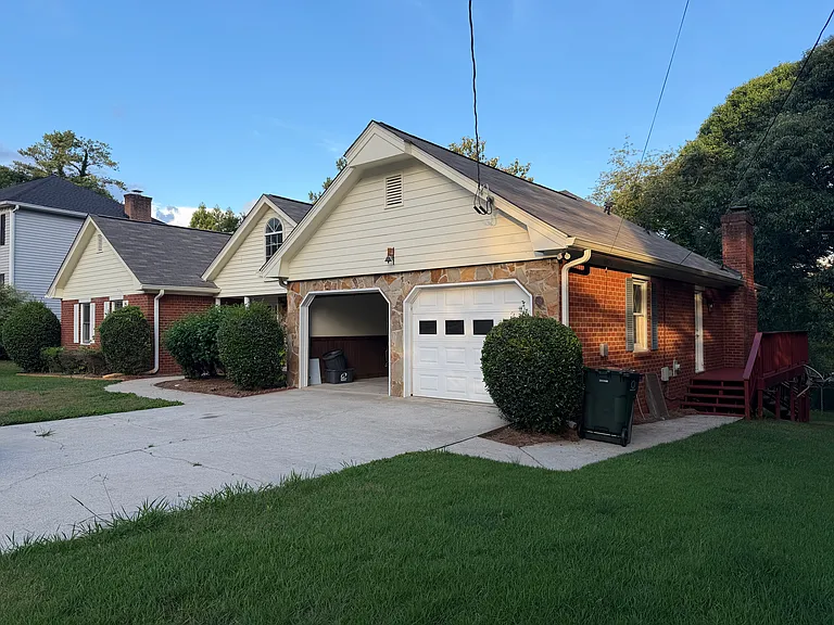 2662 Colony Way — Photo 2