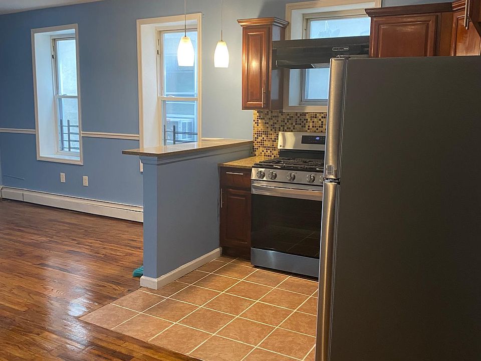 Open-concept Living