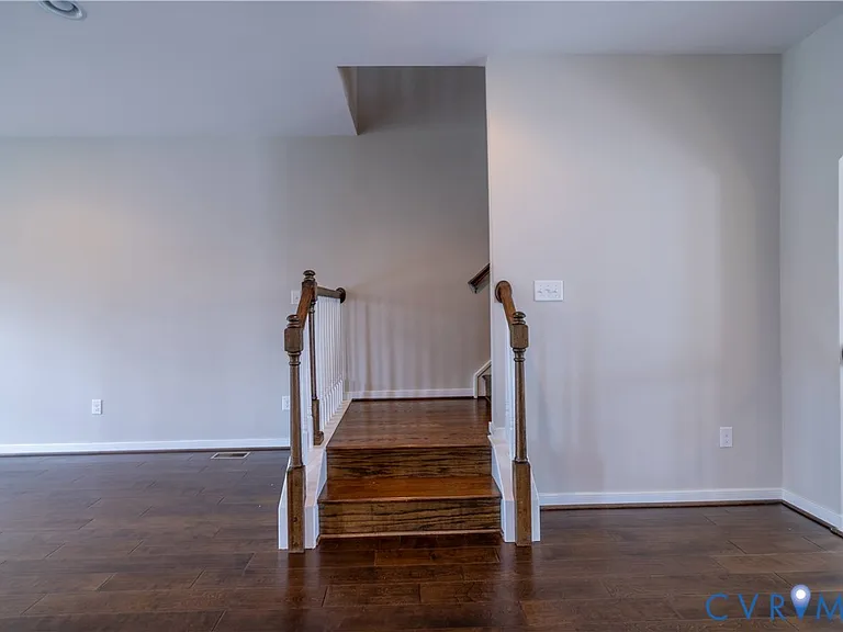 11443 Hayloft Ln — Photo 34