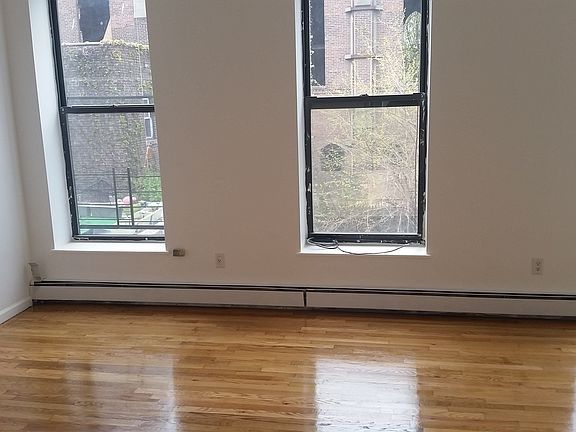 4th image of 518 Dekalb Ave APT 2