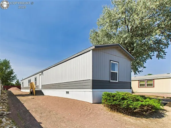 256 E Hemlock Dr, Pueblo West, CO 81007