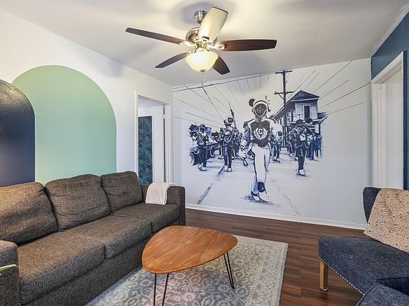 3rd image of 2026 Saint Claude Ave APT A