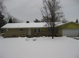 3295 Rogue River Rd NE, Belmont, MI 49306