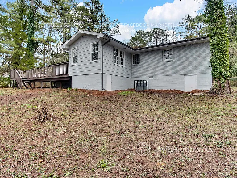 391 Derbyshire Dr — Photo 23