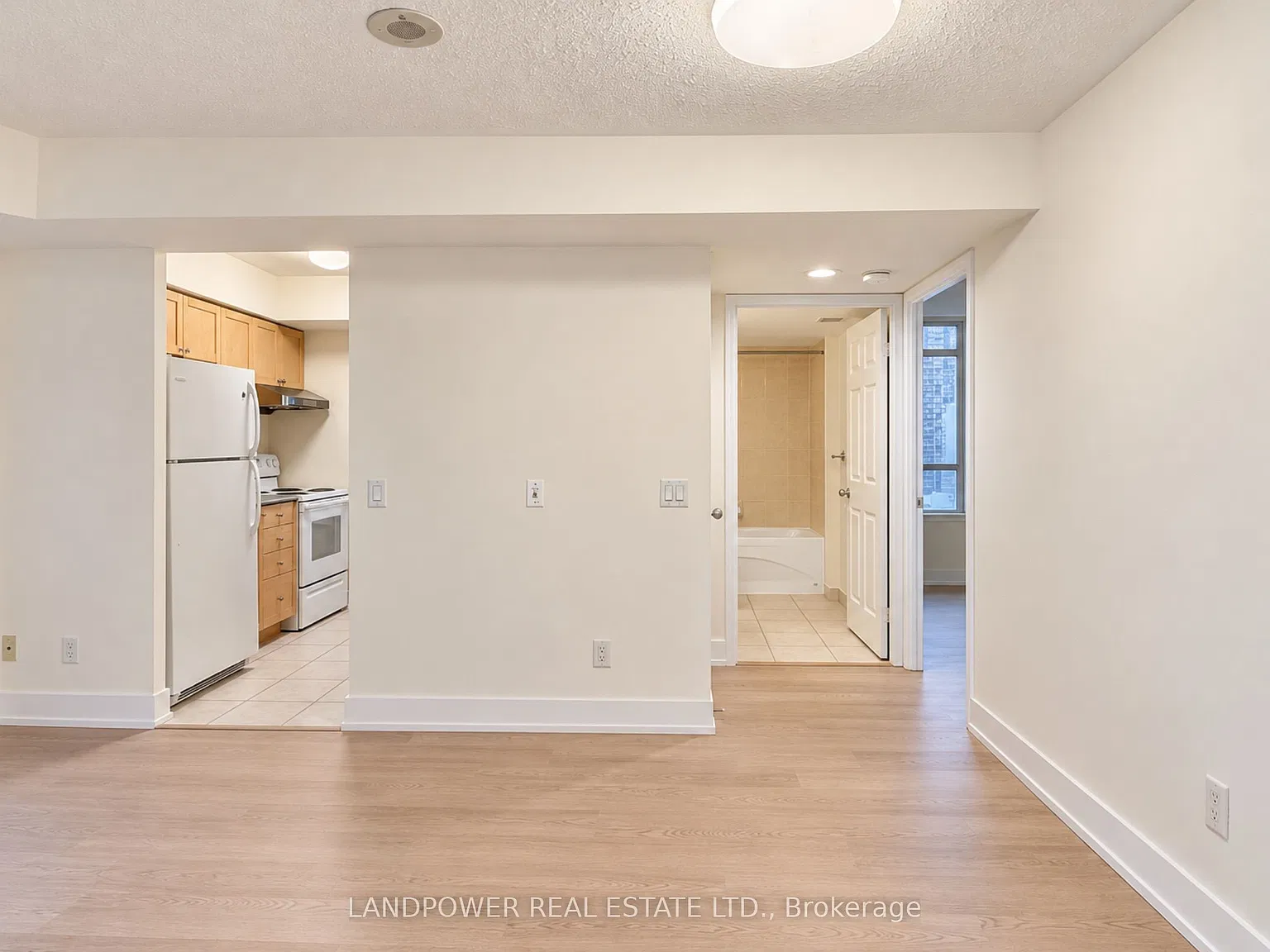 2 bed, $2,650 — Photo 3