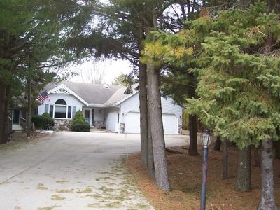 7261 Luxemburg Ln, Random Lake, WI, 53075