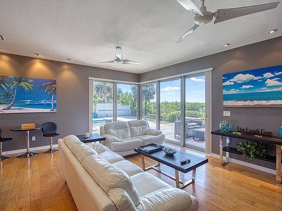5th image of 4020 S Peninsula Dr