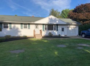 5535 Sebago Dr, Fairview, PA 16415