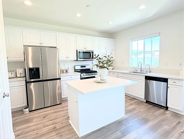 9677 Mondrian Ln — Photo 14
